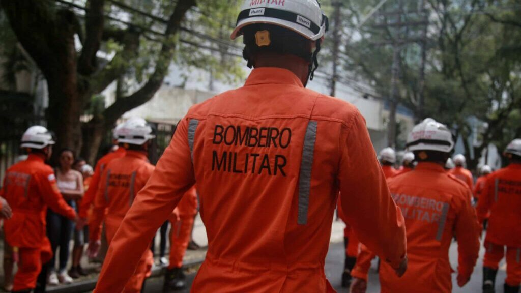Military firefighters Brazil